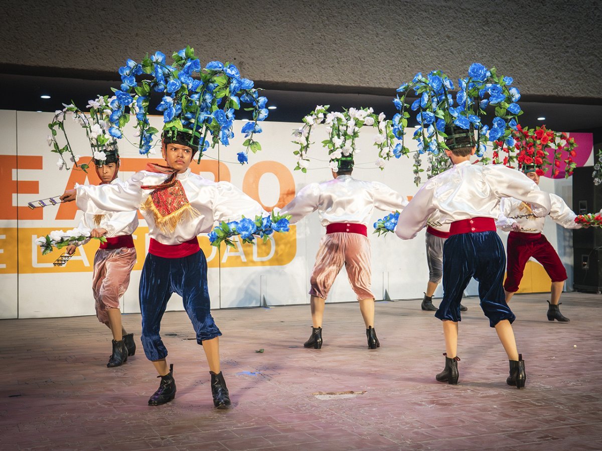 Primer Encuentro de Danzas de Pueblos Originarios reúne a más de mil personas en Monterrey