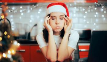 Ansiedad navideña: especialistas explican por qué esta temporada puede generar estrés y malestar emocional
