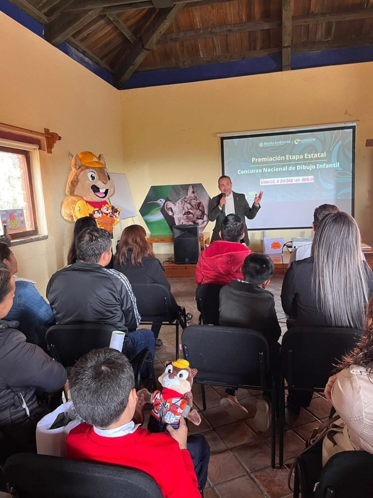 Reconocen a ganadores del concurso de dibujo infantil 'Vamos a pintar un árbol' en Guanajuato