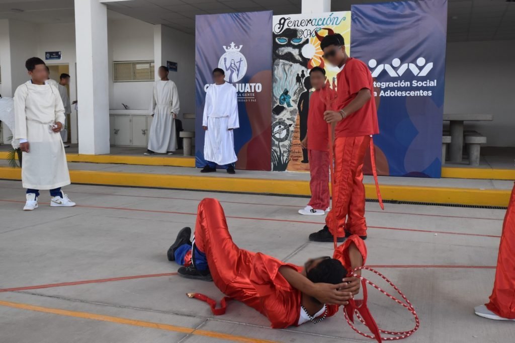 Jóvenes en conflicto con la ley presentan pastorela 'Caminando hacia la reinserción, digo a Belén' en León