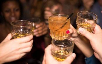 Estudios revelan la edad óptima para dejar el alcohol y maximizar beneficios en la salud