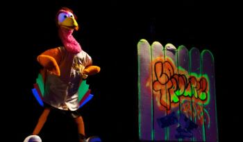 La Trouppe celebra la temporada con el espectáculo familiar Feliz Navitrouppe en el Lunario