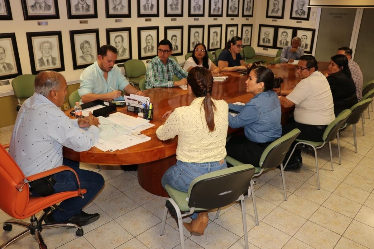 Autoridades coordinan rutas alternas para docentes durante ampliaci&oacute;n de 'La Salada' en autopista Colima-Manzanillo