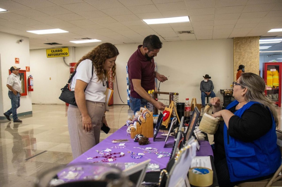 Concluyen exposiciones de la Escuela de Artes y Oficios que promueven talento y autoempleo