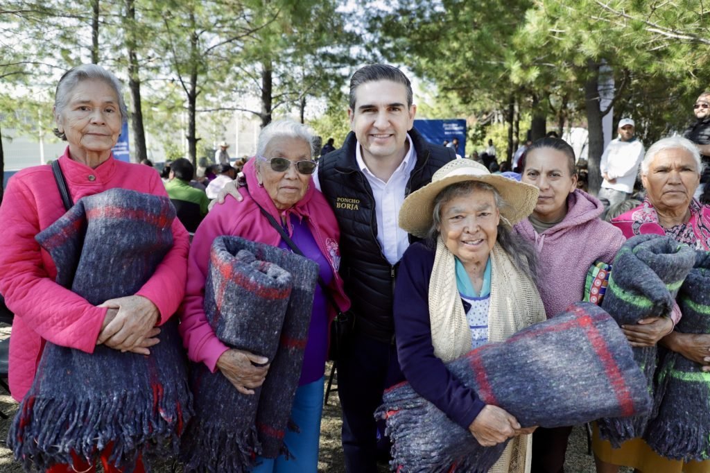 DIF Estatal de Guanajuato culmina entrega de m&aacute;s de 40 mil cobijas en Campa&ntilde;a Invernal