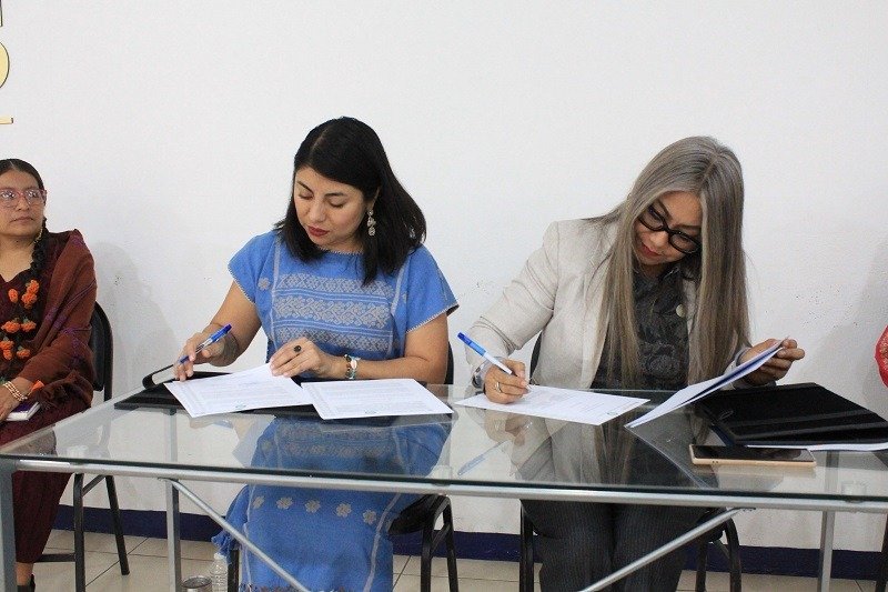 Firman convenio y realizan foro para transversalizar perspectiva de g&eacute;nero en la educaci&oacute;n superior de Oaxaca