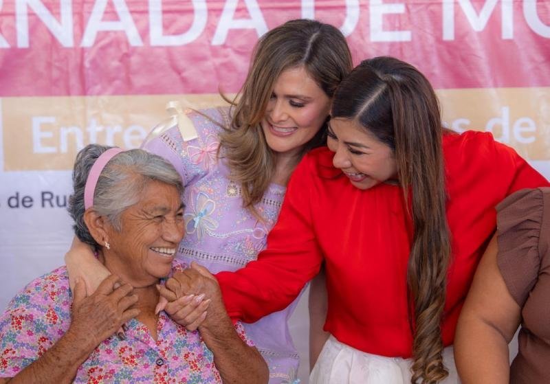 DIF Yucat&aacute;n concluye 2025 con entrega de aparatos de movilidad en Tizim&iacute;n, superando las 2,200 ayudas anuales