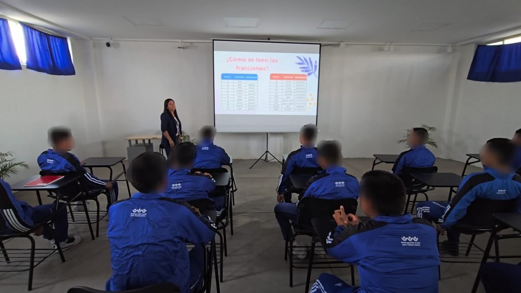 115 adolescentes en Guanajuato cursan estudios como parte de su reinserci&oacute;n social