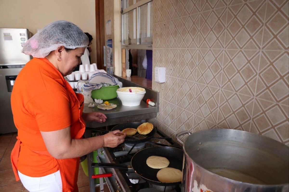 Quer&eacute;taro fortalece atenci&oacute;n a adultos mayores con 50 clubes que benefician a m&aacute;s de 5 mil personas