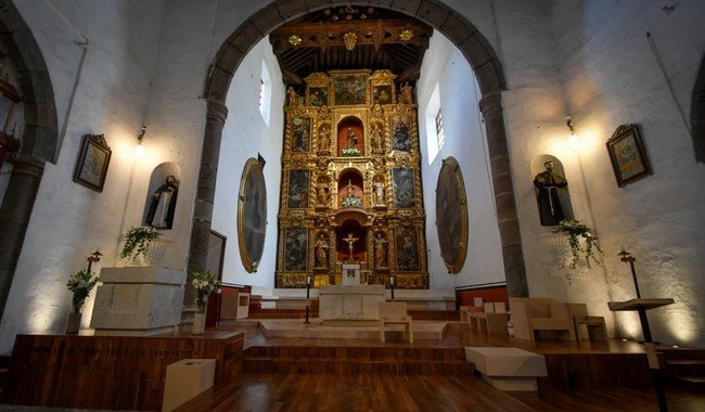 INAH supervisa renovaci&oacute;n del presbiterio de la Catedral de Tlaxcala y presenta libro sobre dioses mesoamericanos