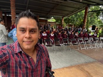 Músico irapuatense crea canción para estrategia educativa 'Abre la Puerta a tu Futuro' en Guanajuato