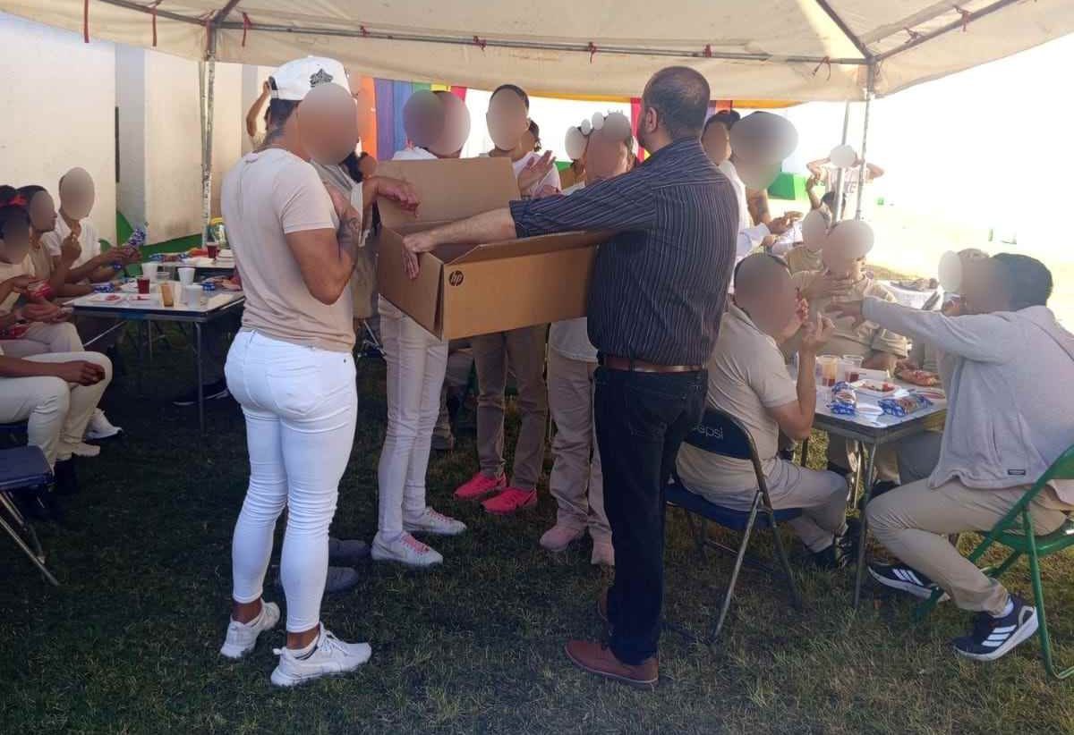 Gobierno de Jalisco realiza convivencia decembrina y dise&ntilde;a ruta de acompa&ntilde;amiento para poblaci&oacute;n LGBTIQ+ privada de la libertad