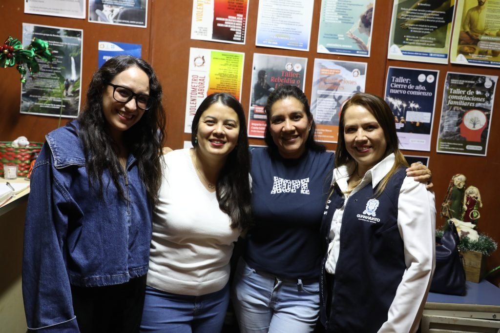Centro Comunitario de Atenci&oacute;n Psicol&oacute;gica de Le&oacute;n se integra al programa 'Tocando Corazones'