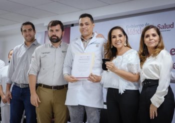 Quintana Roo fortalece sistema de salud con incorporación de 115 profesionales en 16 unidades médicas