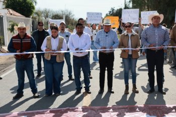 Inaugura Gobernador David Monreal rehabilitación carretera en Villa Hidalgo con inversión de 7.1 millones de pesos