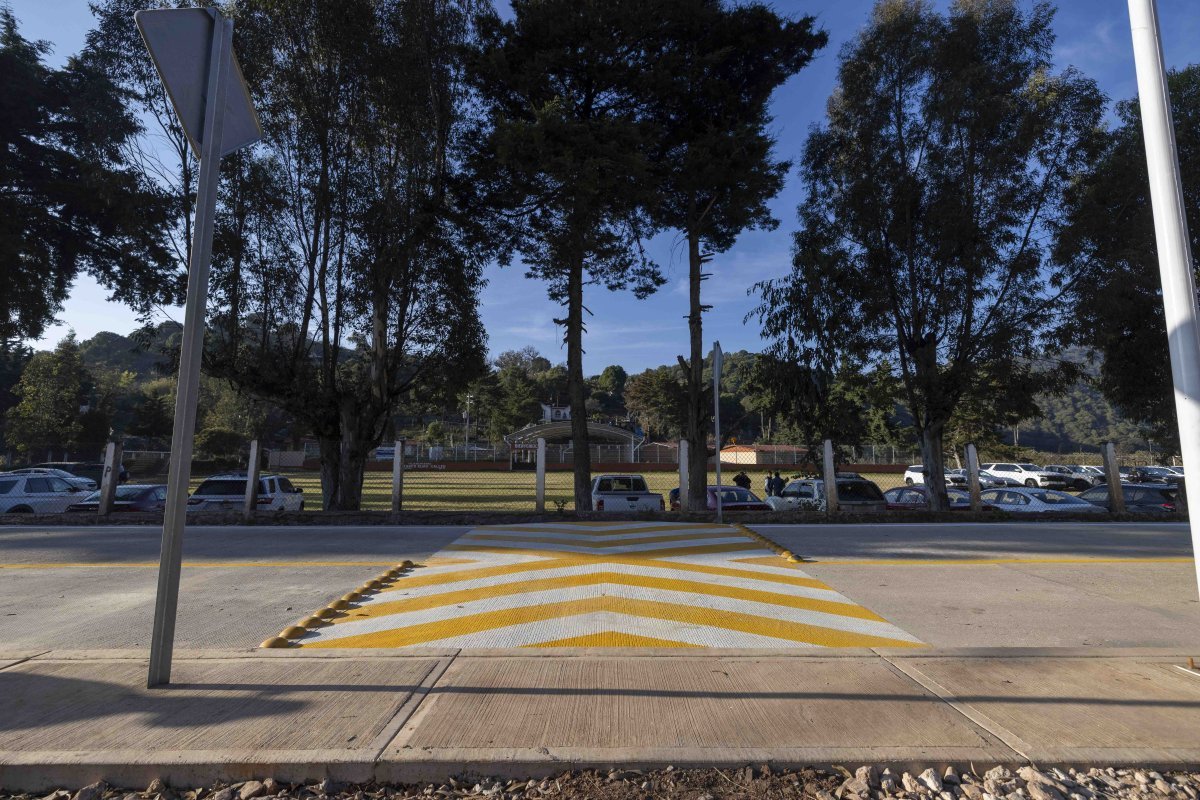 Gobernador Mauricio Kuri entrega modernizaci&oacute;n de camino en Derramadero de Bucareli, Pinal de Amoles