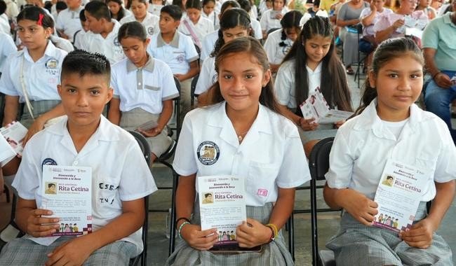 Beca Universal Rita Cetina se ampliar&aacute; a primarias p&uacute;blicas en 2026 por instrucci&oacute;n presidencial