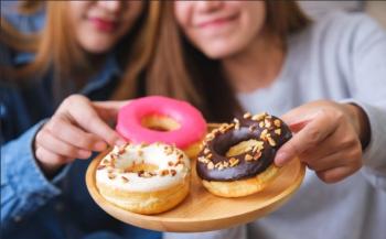 Por qué siempre hay espacio para el postre: explicación científica del fenómeno