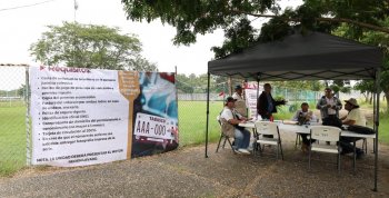 Gobernador de Tabasco supervisa avances del nuevo Palacio de los Deportes y propone rescate de cancha histórica