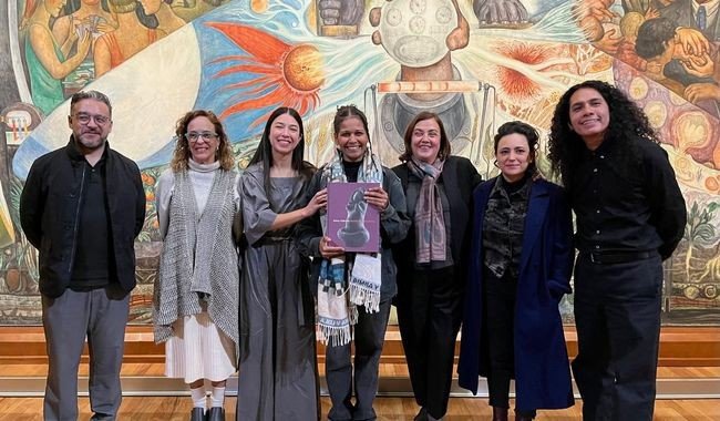 Presentan cat&aacute;logo que re&uacute;ne ensayos sobre la vida y obra de Geles Cabrera, referente para nuevas generaciones