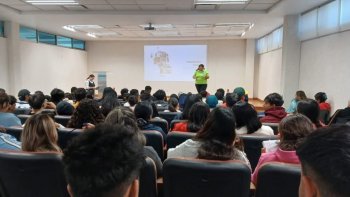 Salud Mental de Juventino Rosas imparte sesión sobre Violencia de Género a universitarios