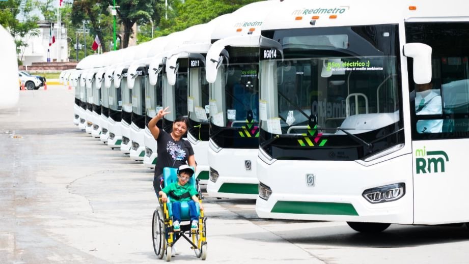 San Luis Potosí lanza transporte gratuito para madres solteras en Ciudad Valles