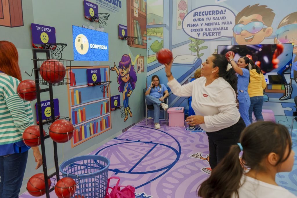 Secretaría de Salud de Guanajuato ofrece servicios gratuitos y orientación emocional en la Feria de León