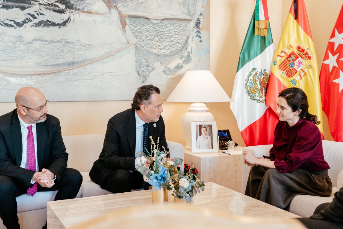 Gobernador de Quer&eacute;taro sostiene encuentro diplom&aacute;tico con presidenta de la Comunidad de Madrid