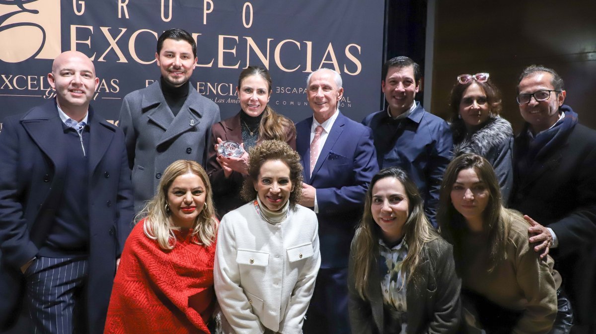 Quer&eacute;taro recibe Premio Excelencias Tur&iacute;sticas en FITUR por el Camino Inici&aacute;tico de Santiago