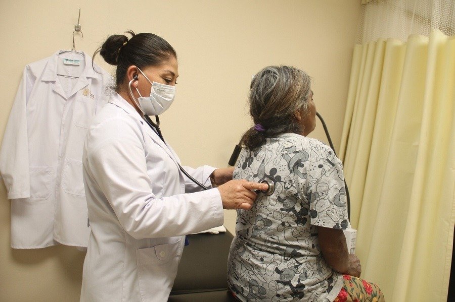 SSO reporta 677 casos de tuberculosis en Oaxaca al cierre del 2025 y llama a la detecci&oacute;n temprana