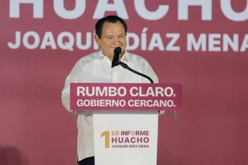 Gobernador Joaquín Díaz Mena rinde su Primer Informe de Gobierno en Izamal, cerrando la ruta de diálogo regional