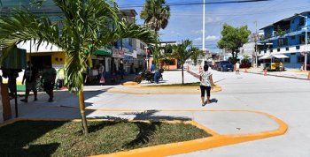 Gobernador Javier May entrega pavimentación integral en Taxco, Nacajuca