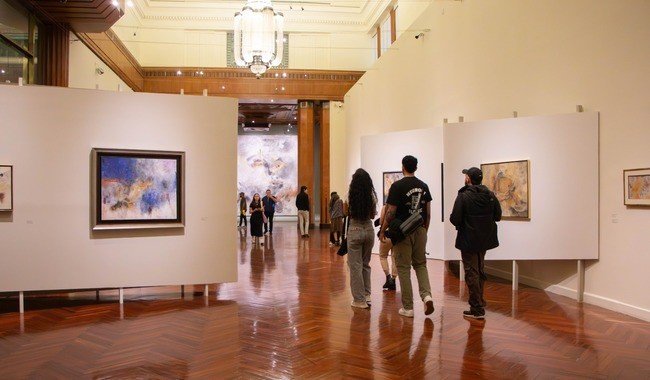 Noche de Museos 2026 ofrece visita guiada a exposición de Lilia Carrillo en Bellas Artes