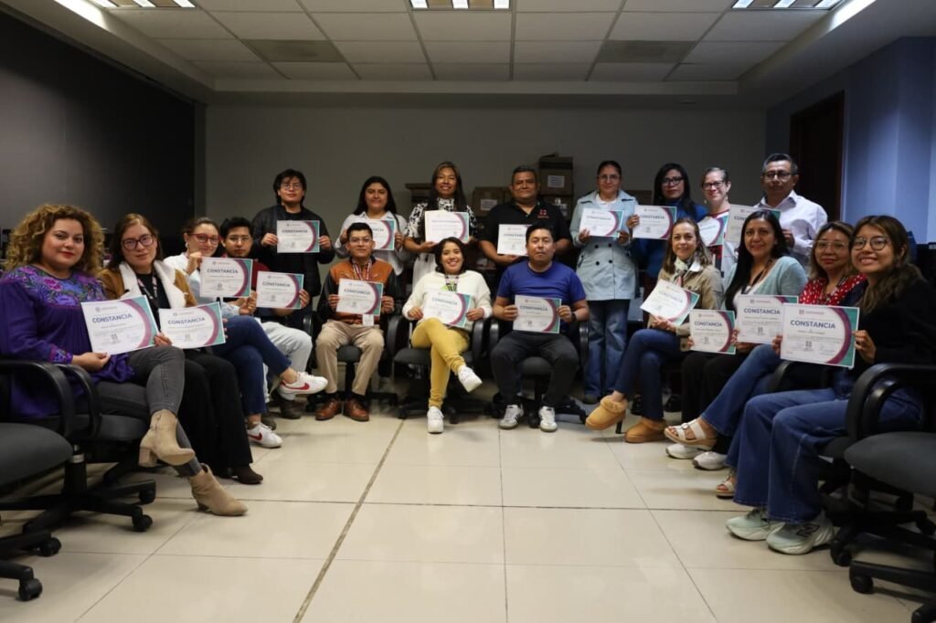 Secretar&iacute;a de Administraci&oacute;n capacit&oacute; a m&aacute;s de 10 mil servidores p&uacute;blicos en Oaxaca durante 2025