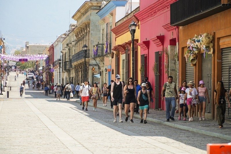 Oaxaca registra m&aacute;s de 6 millones de turistas y derrama econ&oacute;mica de 23,348 mdp en 2025
