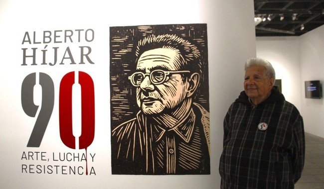 Alberto H&iacute;jar preside recorrido por exposici&oacute;n homenaje a sus 90 a&ntilde;os en el CENART