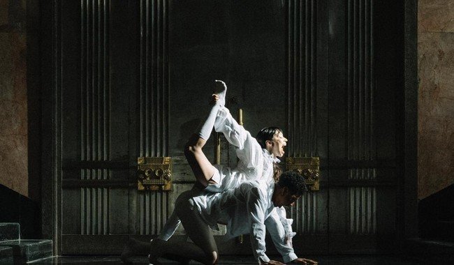 Intervenci&oacute;n coreogr&aacute;fica COLOSOS activar&aacute; el Palacio de Bellas Artes en di&aacute;logo con la obra de Geles Cabrera