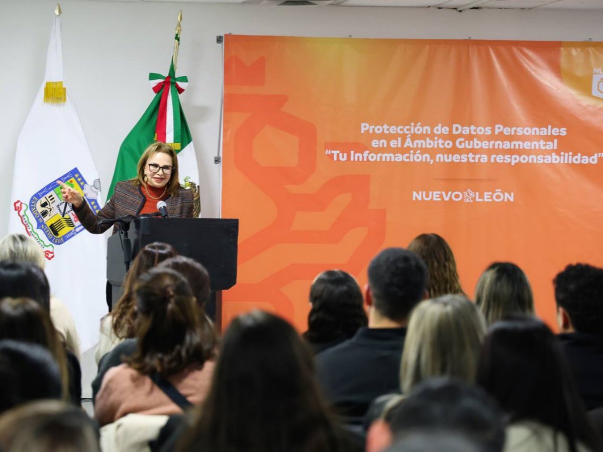 Contralor&iacute;a de Nuevo Le&oacute;n capacita a servidores p&uacute;blicos en protecci&oacute;n de datos personales