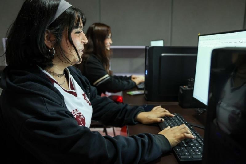 Segey inaugura Laboratorio de Ciberseguridad en el CBTis No. 95 para primera generaci&oacute;n t&eacute;cnica