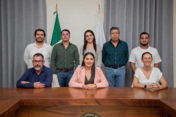 Gobernadora de Colima recibe propuesta para actualizar ley contra efectos del cambio climático
