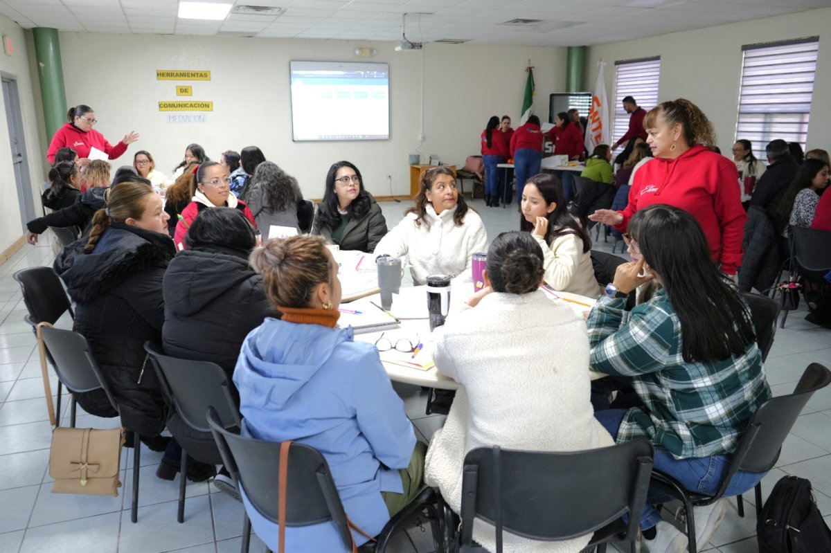 SEECH y SNTE capacitan a 300 agentes educativos de preescolar en Ju&aacute;rez sobre soluci&oacute;n pac&iacute;fica de conflictos