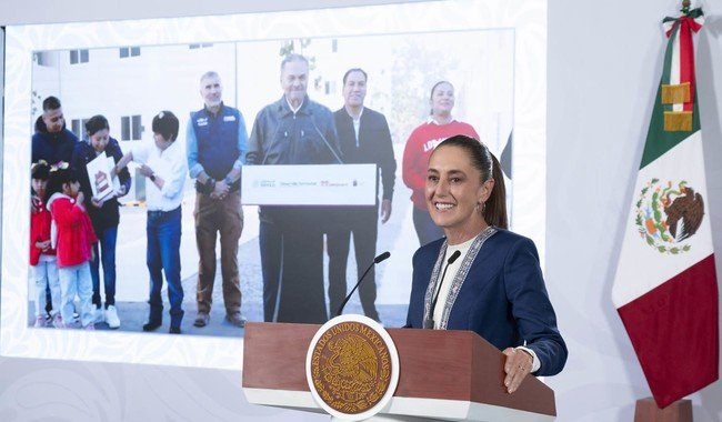 Entregan primeras 96 viviendas de desarrollo La Gloria en Chiapas y reestructuran 44 mil cr&eacute;ditos