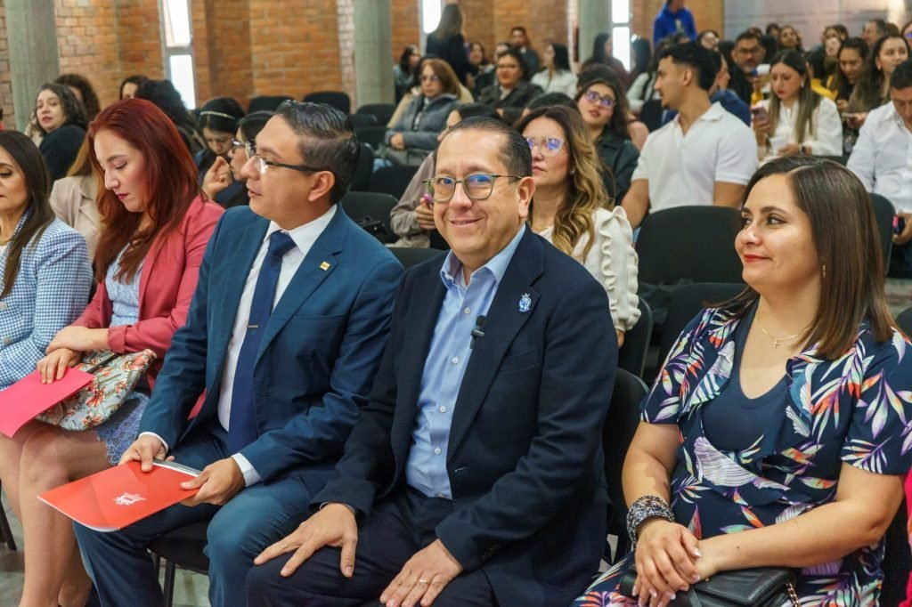 Secretario de Salud de Guanajuato reconoce impacto de profesionales de la nutrici&oacute;n en la salud p&uacute;blica