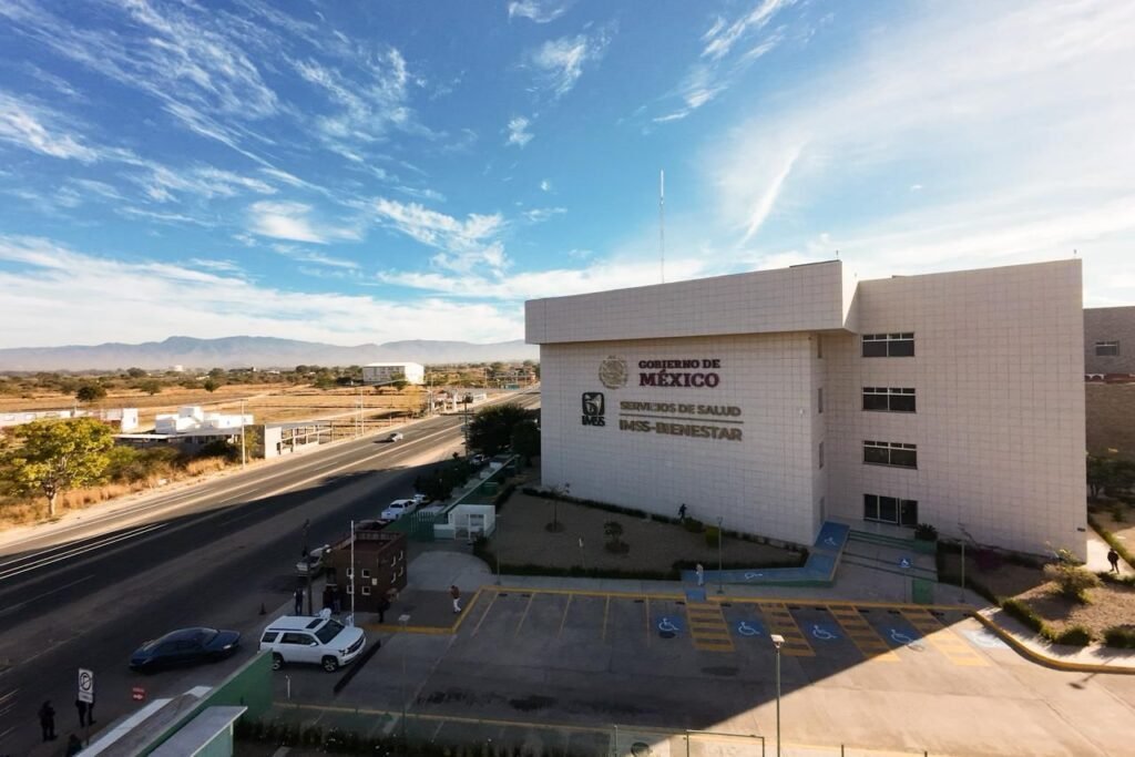 Gobierno de Oaxaca entrega resonador magn&eacute;tico de alta tecnolog&iacute;a en Hospital de la Mujer y la Ni&ntilde;ez