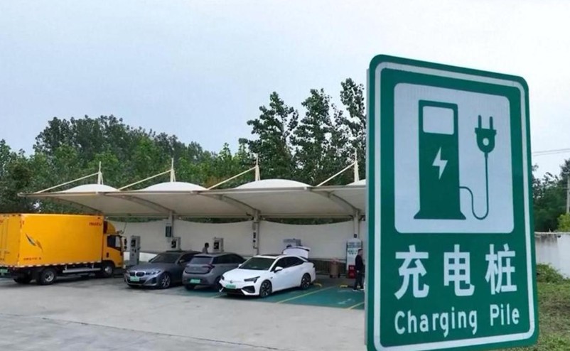 China duplica su infraestructura y consolida la red de carga para autos el&eacute;ctricos m&aacute;s grande del mundo