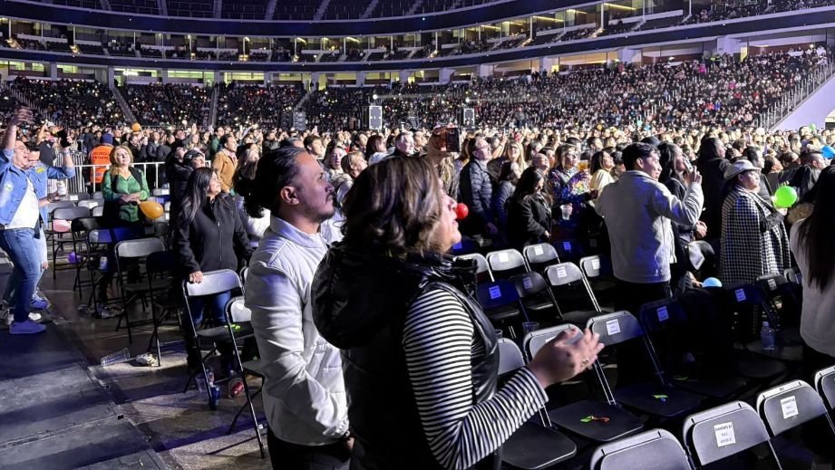 Arena Potosí consolida su liderazgo en el Bajío con inicio del ¡VIDA MÉXICO! Tour de Carlos Rivera