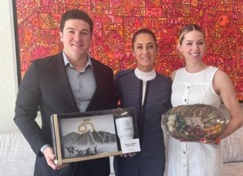 Sheinbaum y Samuel García entregan 53 viviendas del Programa para el Bienestar en Juárez, Nuevo León