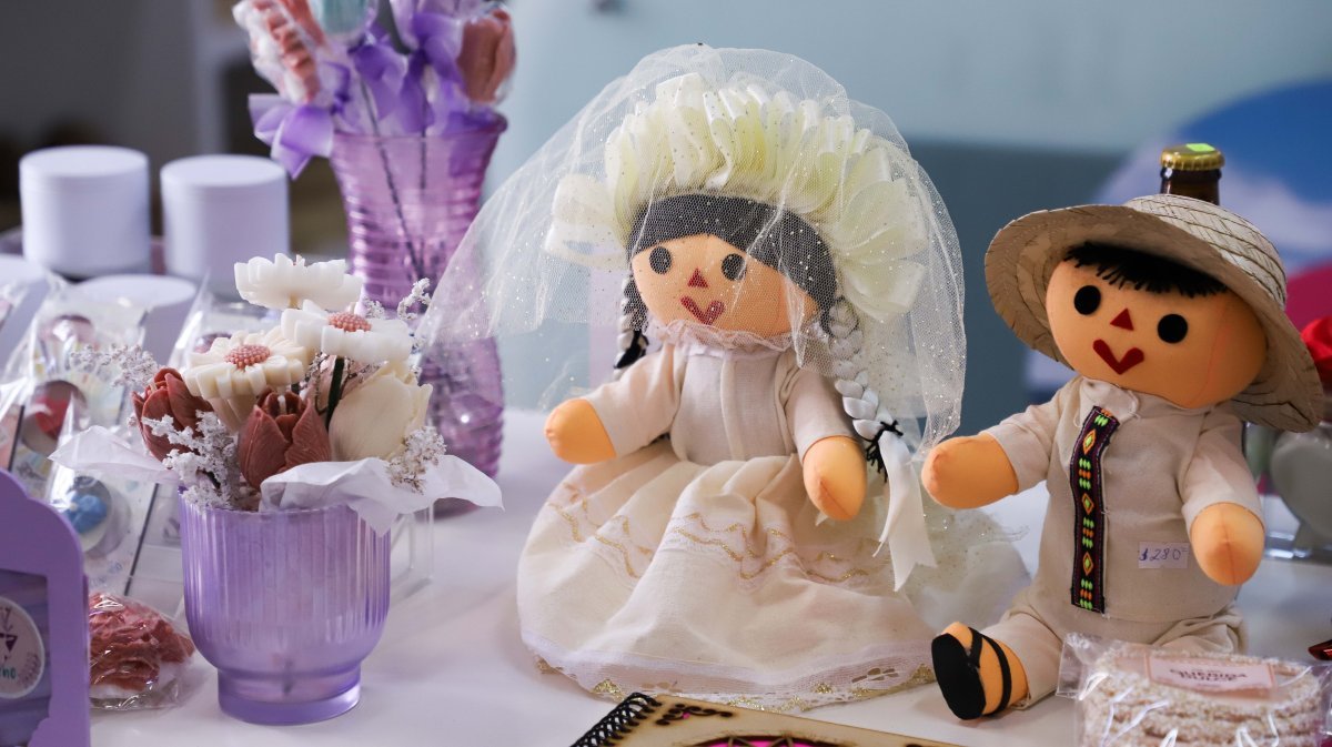 Inauguran exposici&oacute;n 'El mes del amor y las experiencias en Quer&eacute;taro' para impulsar el turismo de romance