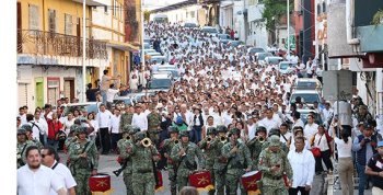 Gobernador de Tabasco encabeza conmemoración de la Marcha de la Lealtad con respaldo ciudadano