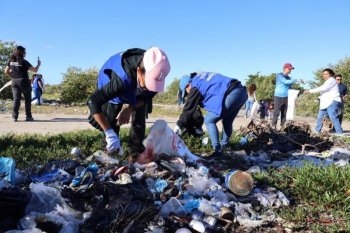 Gobierno del Estado protege el patrimonio natural de Yucatán con jornada de limpieza en manglar de Chuburná